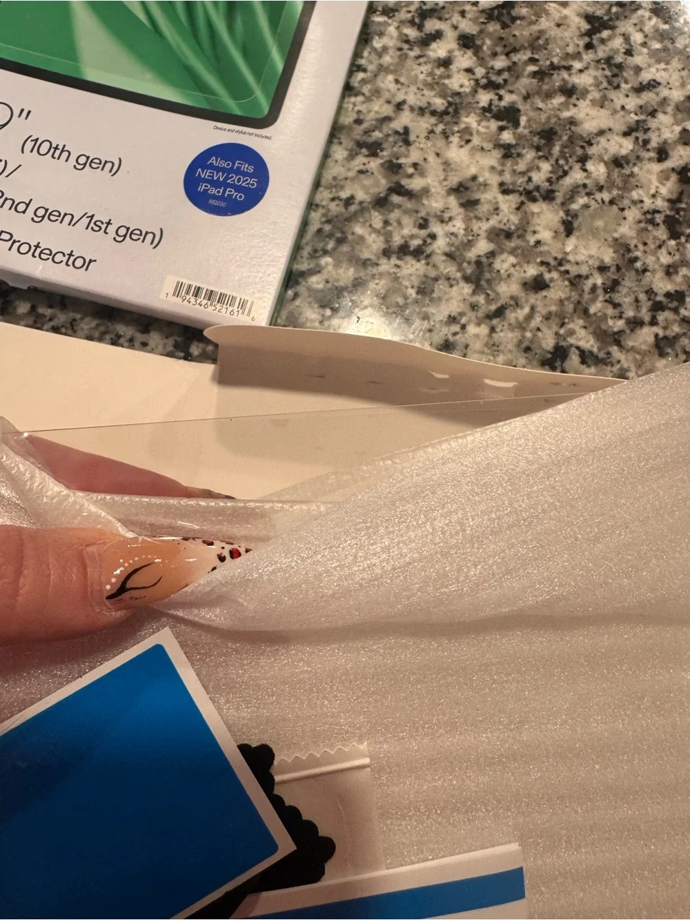 On Running Green Paper-Feel Glass Screen Protector for iPad 11